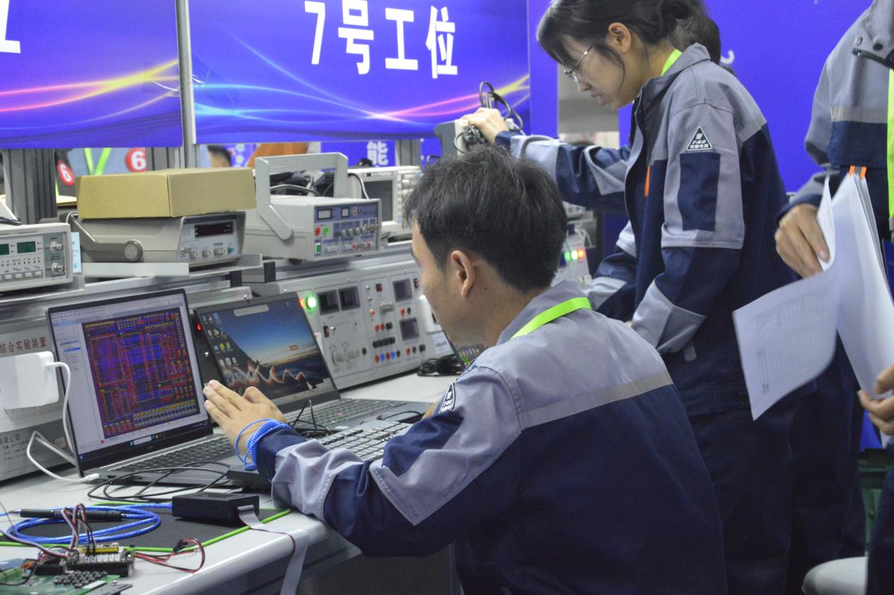我校成功舉辦2023年云南省職業院校技能大賽“智能電子產品設計與開發”賽項，引領職業教育創新與實踐新篇章